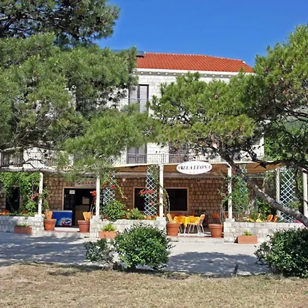 Leona A 2 Apartman *