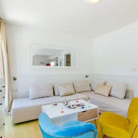 Apartmán Leona A 2 *